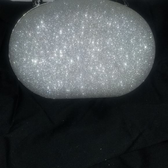 Purse - Picture 11 of 16